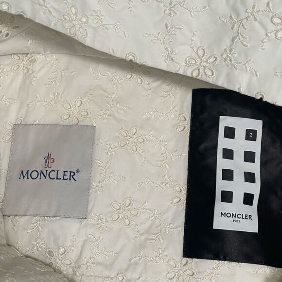 NWT Moncler Ladies Natural Asnen Broderie Anglaise Jacket with a little defect - Picture 13 of 15